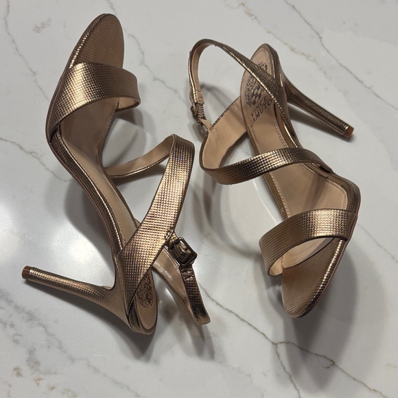Vince Camuto Women's Shimmering Bronze Heels - Picture 10 of 13